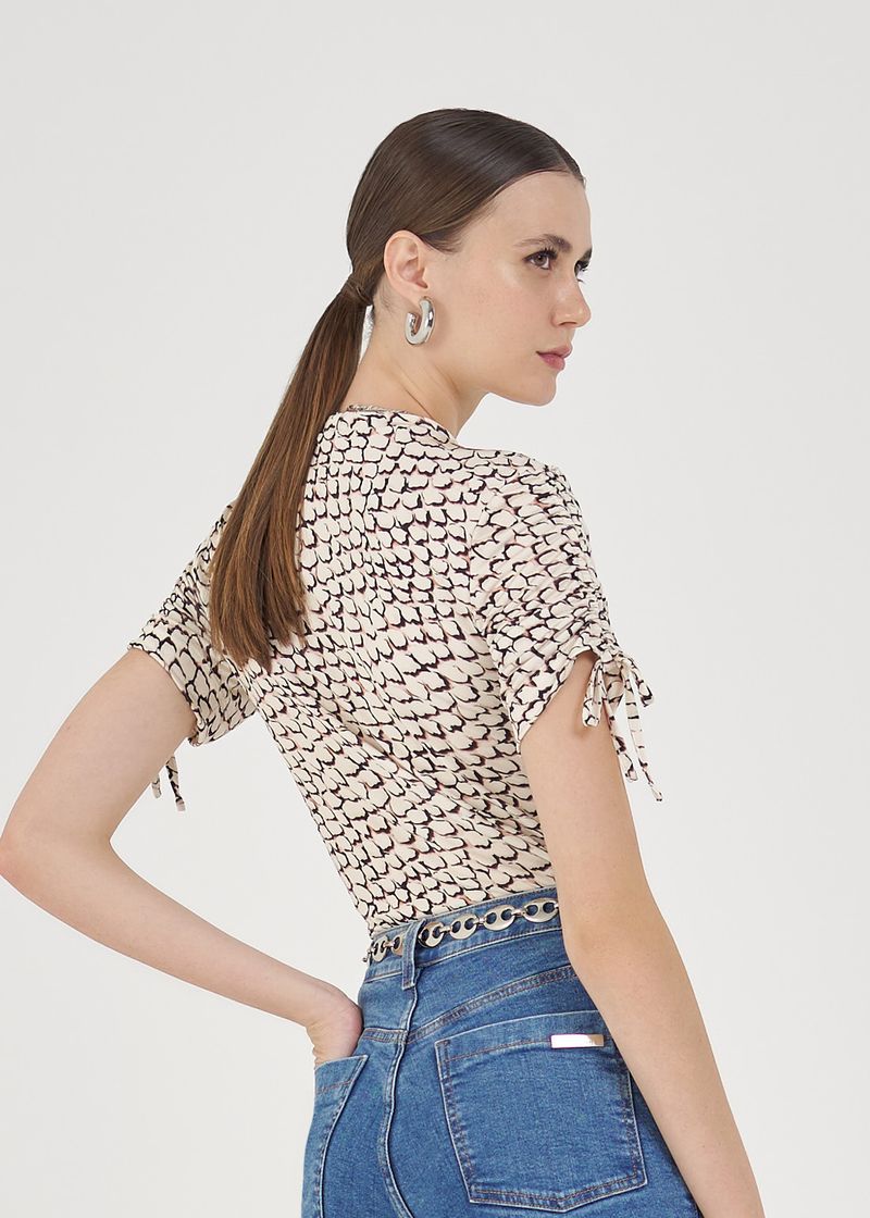 85-01-bl51043_1645_2