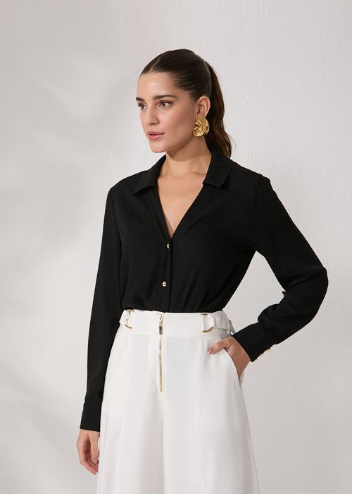Camisa Decote V Visco Texture - Preto