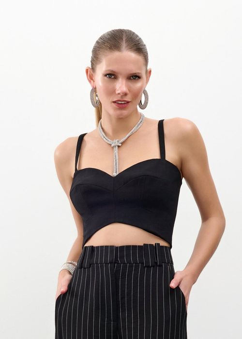 Cropped Alfaiataria Essencials - Preto