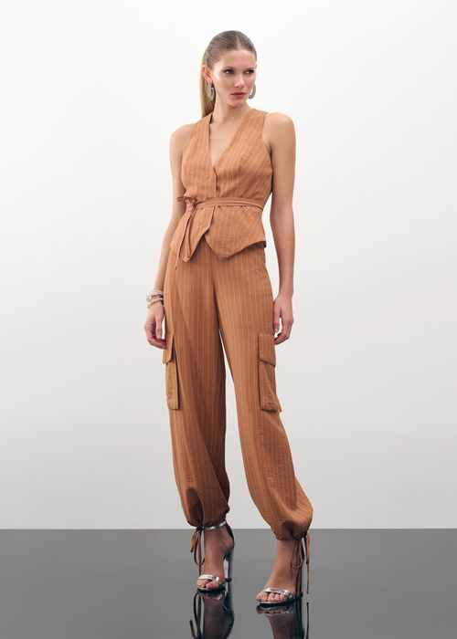 Conjunto Colete Calça Jogging Alfaiataria Stripe - Camel