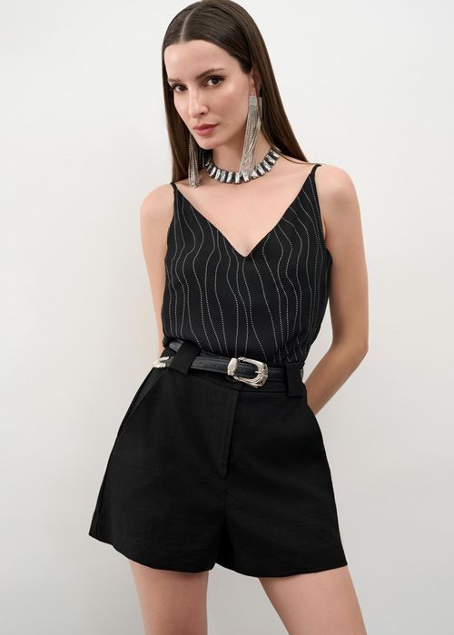 Short Em Alfaiataria Essencials - Preto