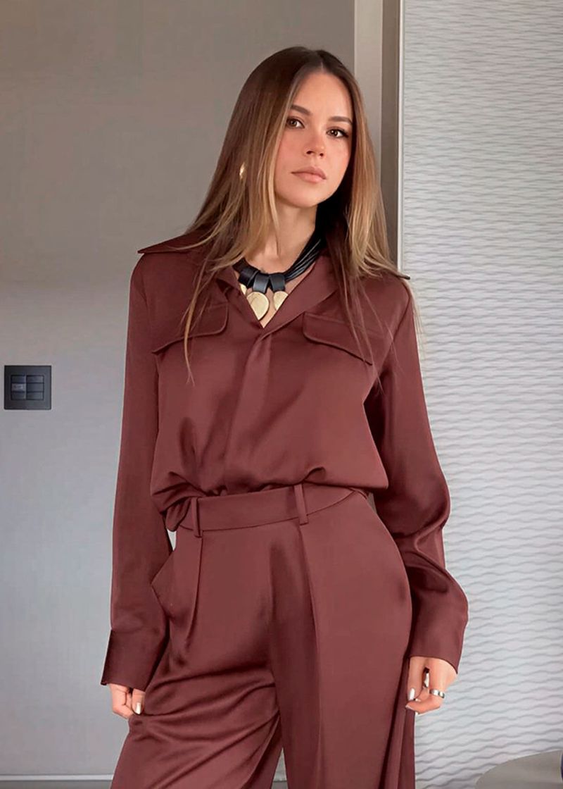 Camisa-Feminina-Classica-Com-Botoes
