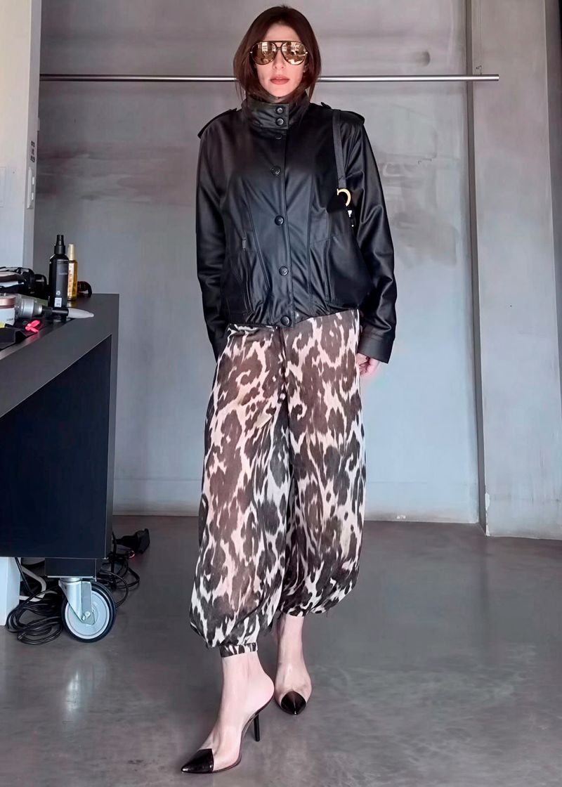 Calca-Aladim-Fluida-Leopard-Print-Com-Cintura-Alta